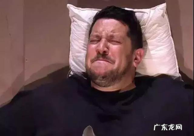 很多人就猫不离身了 第一次觉得猫好可怕