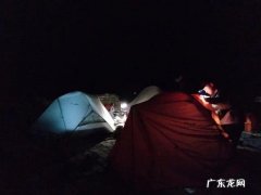 中外大学生驴友夜困张家口野长城 5名驴友欲夜宿野长城被劝阻