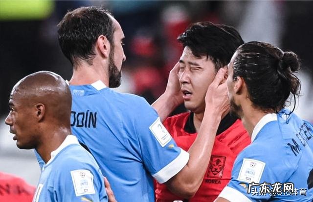 孙兴慜戴面具出战 孙兴慜戴黑色面具出战世界杯