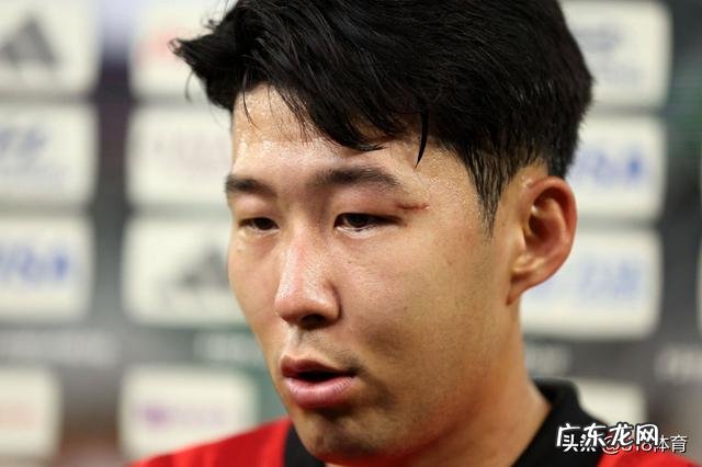 孙兴慜戴面具出战 孙兴慜戴黑色面具出战世界杯