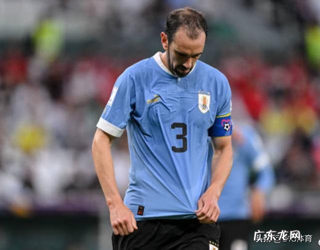 孙兴慜戴面具出战 孙兴慜戴黑色面具出战世界杯