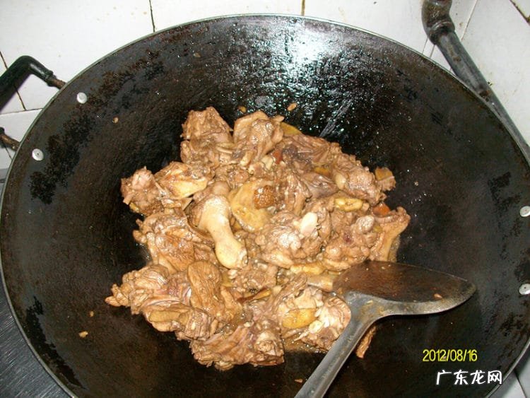 笋干焖鸭肉图片 笋干焖鸭肉做法具体步骤