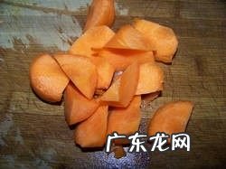 鸭肉炖茶树菇怎么做窍门 茶树菇焖鸭肉的制作方法教程