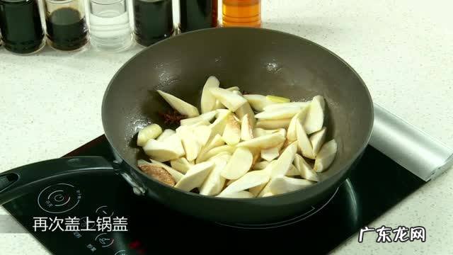 油焖茭白怎么做好吃窍门 懒人版油焖茭白的做法介绍