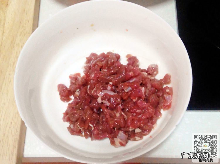 怎样做羊肉焖饭 羊肉焖饭的做法详细步骤