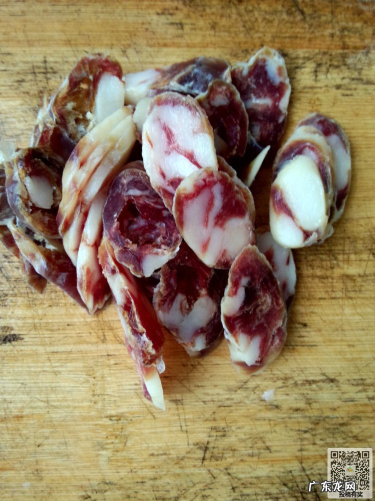 香肠焖饭的做法电饭煲窍门 香肠焖饭的简单做法图解