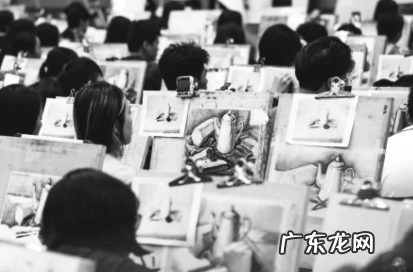 北京美术联考的画纸多大2022,美术联考纸张标准？