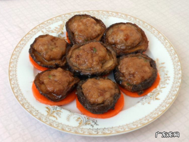 香菇韭菜盒子的做法 煎香菇盒子的制作方法教程