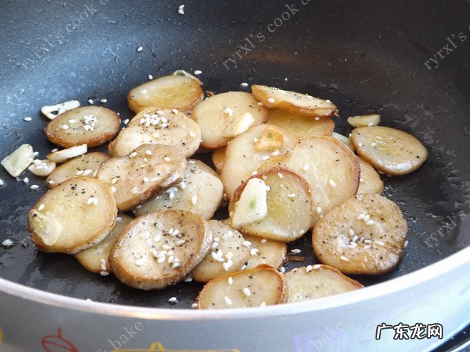 煎杏鲍菇做法 香煎杏鲍菇的制作过程图解