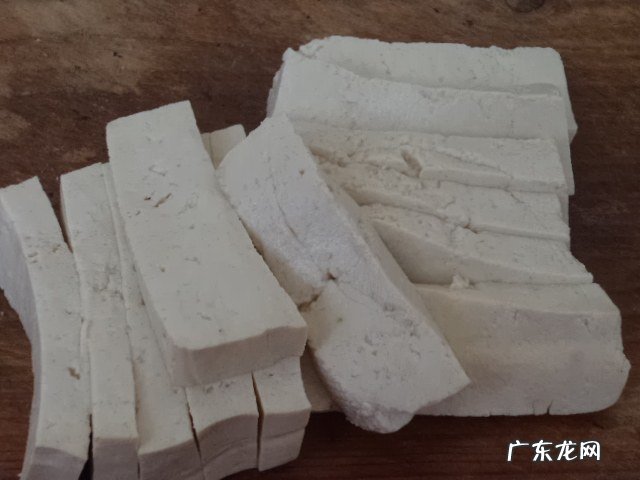 香煎豆腐的制作步骤 香煎豆腐的简单做法图解