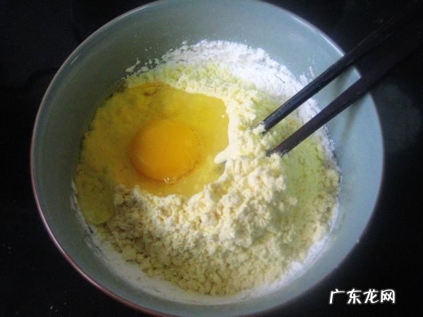 这样做玉米饼才好吃 美味玉米饼的做法推荐