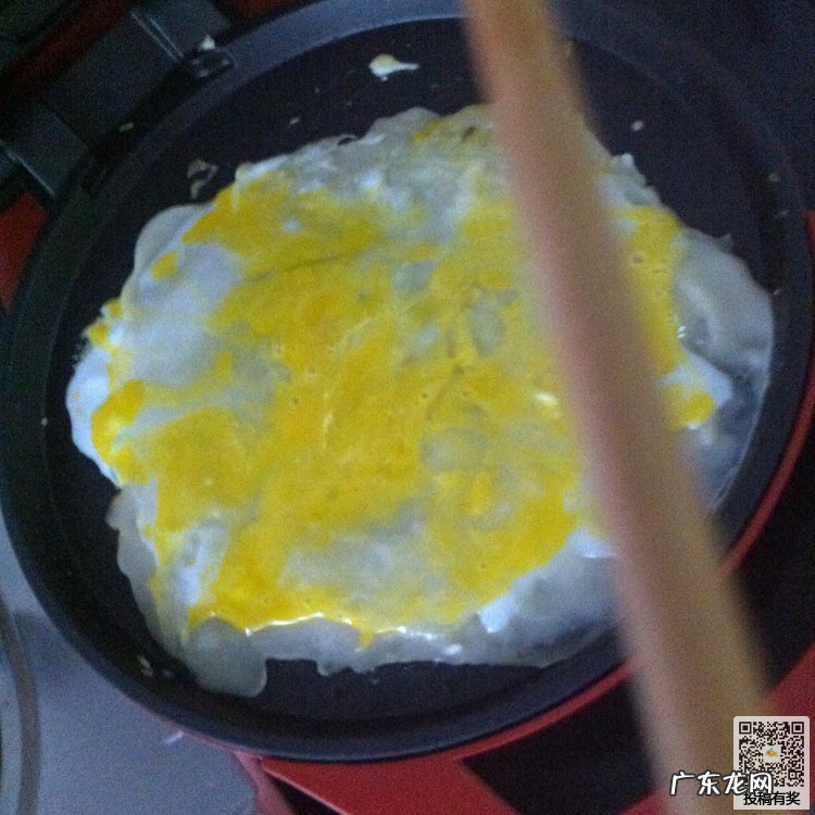 煎饼果子制作步骤 煎饼果子的做法图文教程