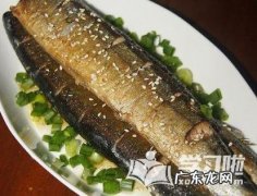香煎秋刀鱼的做法,最好吃又简单 香煎秋刀鱼的制作方法教程