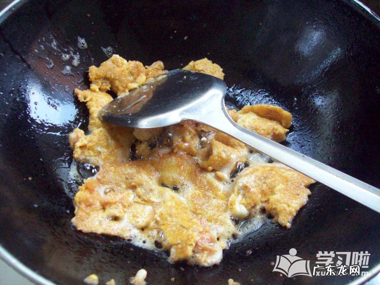 香煎鱼籽怎么做好吃窍门 香煎鱼籽的制作教程图解