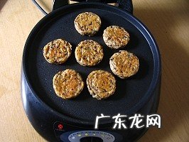 煎鱼饼怎么做好吃窍门 香煎鱼饼的营养做法教程
