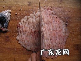 煎鱼饼怎么做好吃窍门 香煎鱼饼的营养做法教程