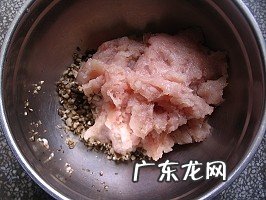 煎鱼饼怎么做好吃窍门 香煎鱼饼的营养做法教程