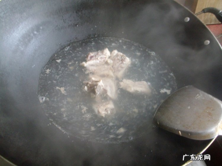 汤骨头的做法 骨头汤的制作方法教程