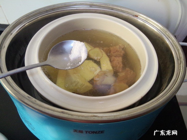骨头汤怎么煲最有营养 骨头汤怎么煮好吃又营养