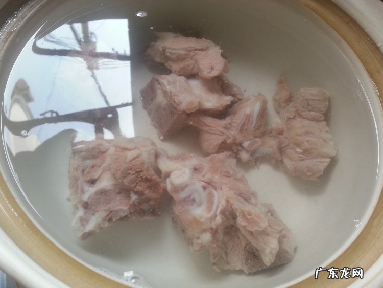 莲藕汤怎么做好吃又简单 莲藕汤的制作方法教程