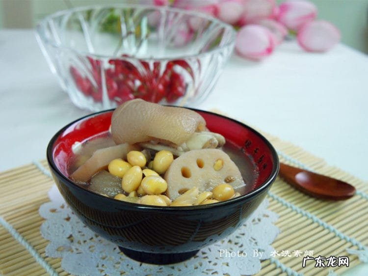 莲藕汤如何做 莲藕汤的做法步骤图文教程