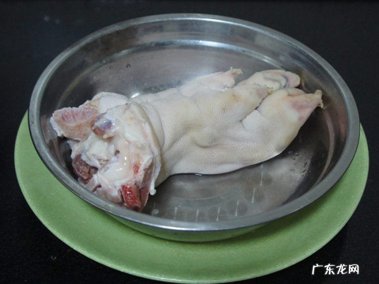 莲藕汤如何做 莲藕汤的做法步骤图文教程