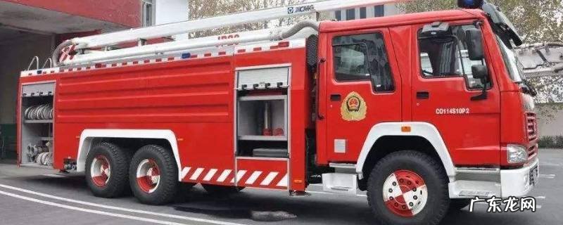 消防车和消火栓的颜色是,消防车和消火栓的颜色是什么颜色为保护听力,建筑