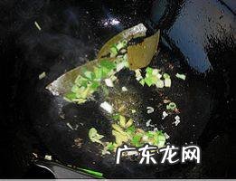水煮鱼制作过程图片 水煮鱼的制作过程图解