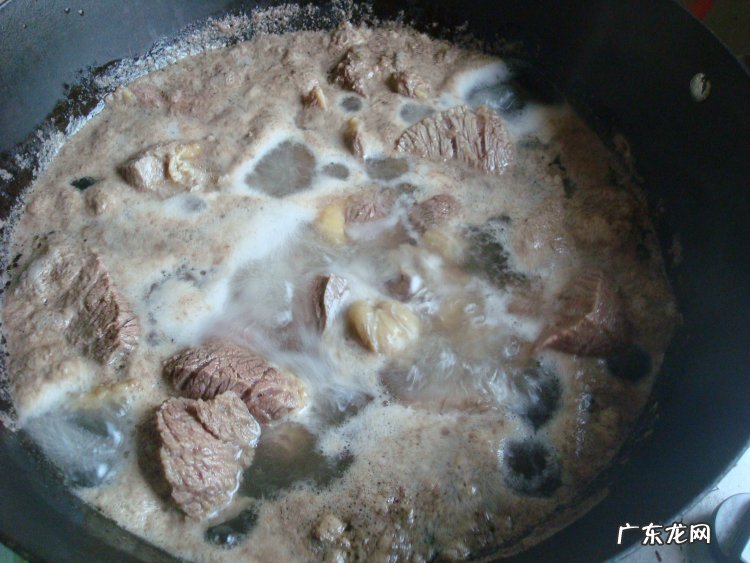 牛肉汤的家常做法 牛肉汤的简单做法图解