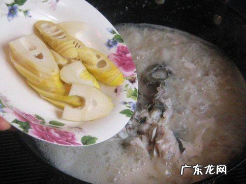 鱼头炖汤怎么做 炖鱼头汤的做法图文教程