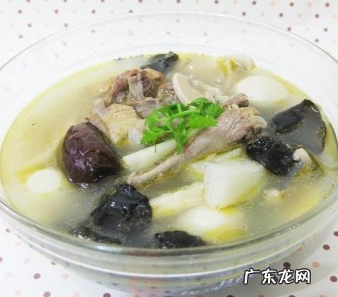 炖鸽子汤怎么做好吃 美味炖鸽子汤的做法推荐