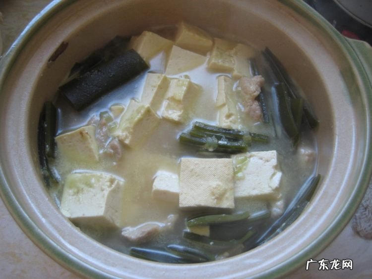 海带炖豆腐咋做 海带炖豆腐的制作过程图解