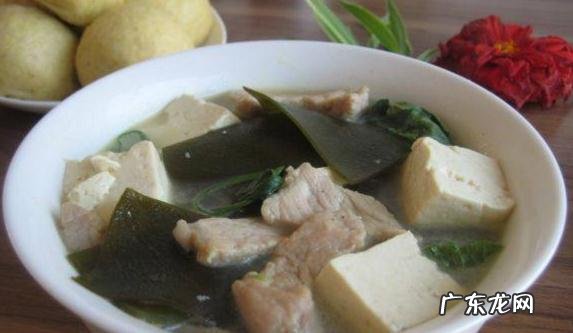 海带炖豆腐咋做 海带炖豆腐的制作过程图解