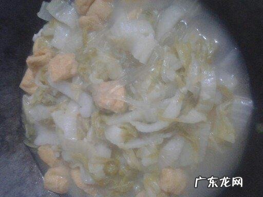 白菜粉条炖豆腐怎样做好吃 白菜粉条炖豆腐最正宗的做法
