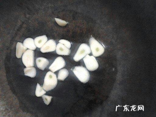 白菜粉条炖豆腐怎样做好吃 白菜粉条炖豆腐最正宗的做法