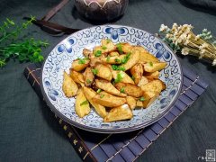油焖茭白怎么做好吃又简单 油焖茭白的制作方法教程
