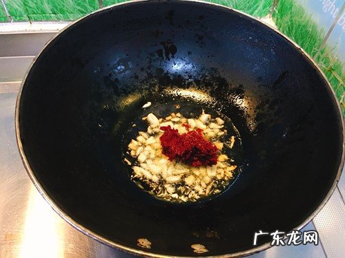 水煮牛肉的家常做法 正宗的做法 美味水煮牛肉的做法推荐