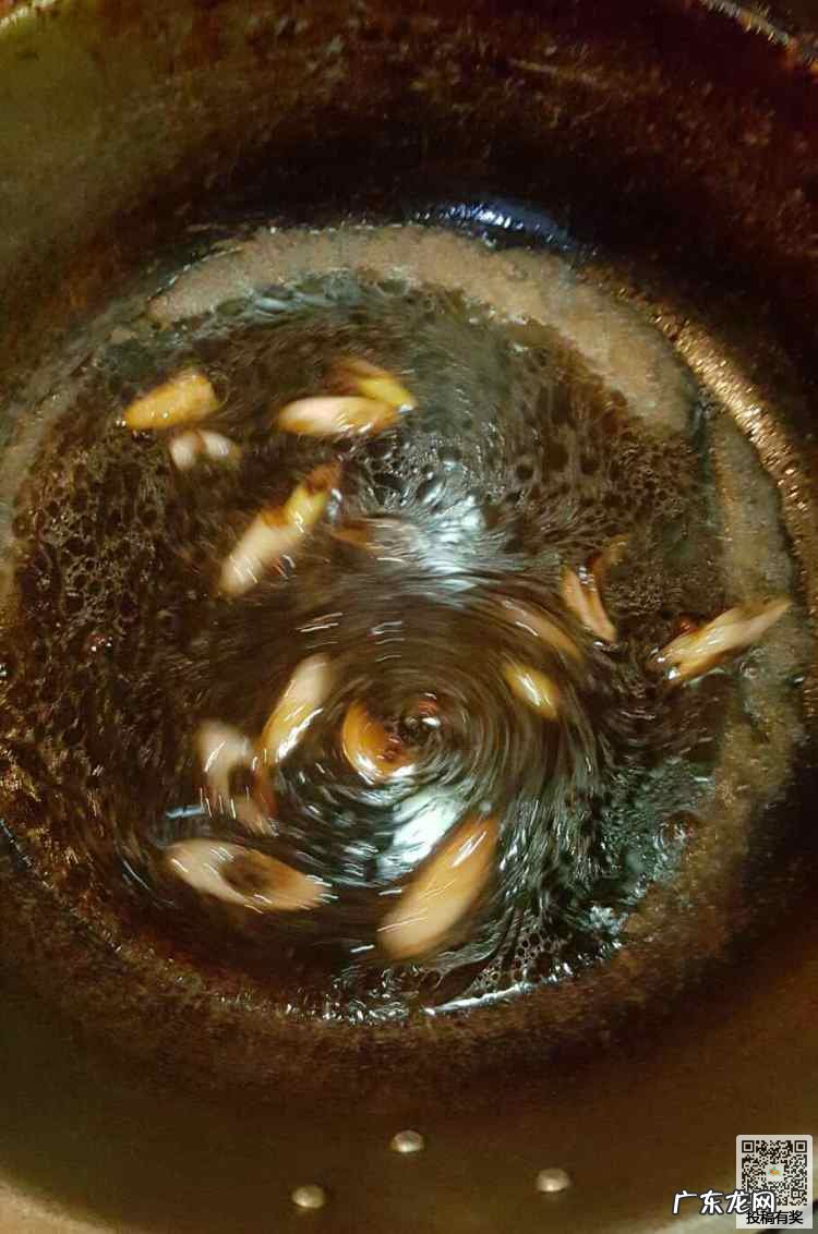 海带炖豆腐怎样做 海带炖豆腐的做法教程步骤图解