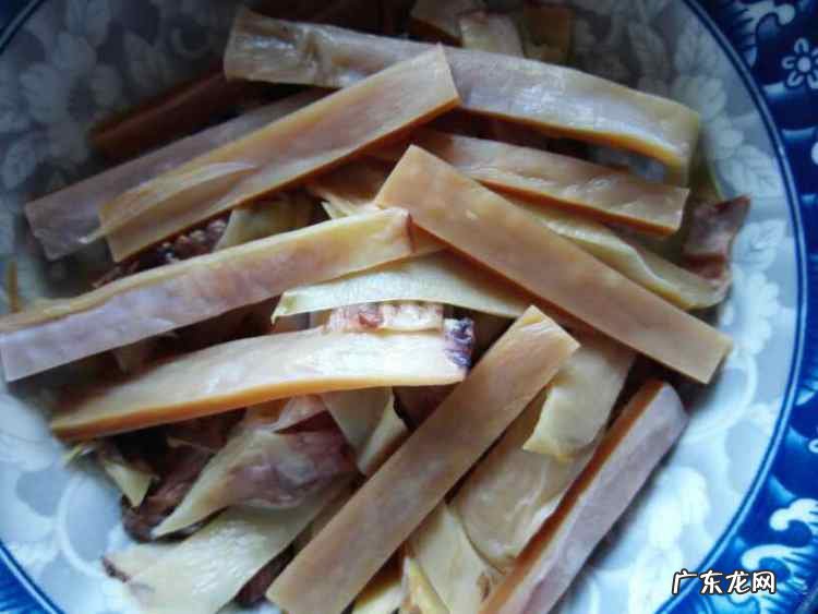 莲藕炖排骨怎么做好吃窍门 自制莲藕炖排骨的做法教程