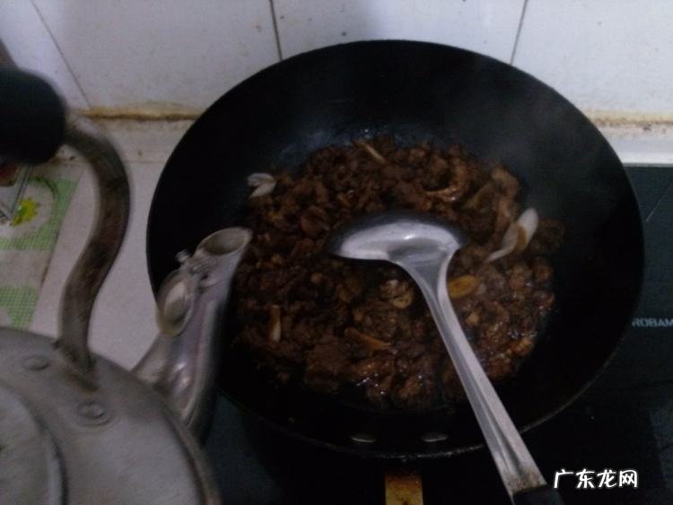 炖牛肉怎样制作 炖牛肉的制作教程图解