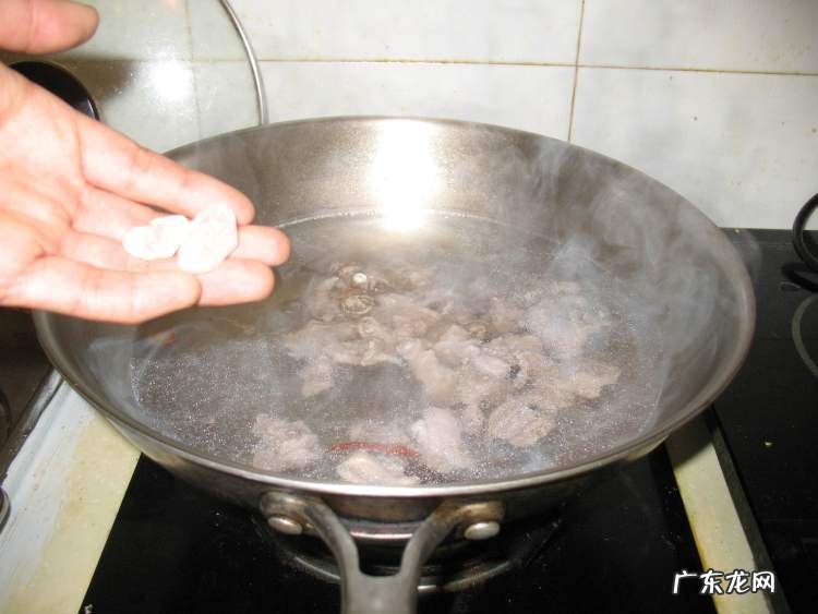 炖牛肉的做法大全 炖牛肉的做法步骤图文教程