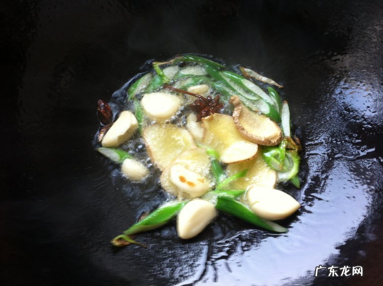 炖牛肉的做法 最正宗的做法 炖牛肉简单又美味的做法