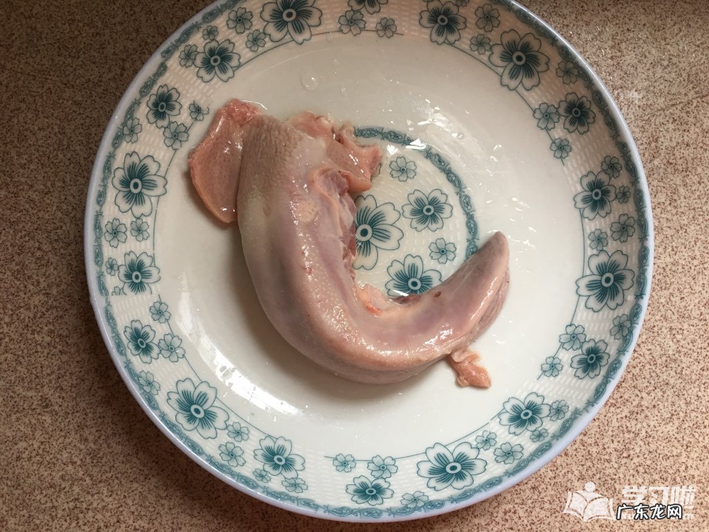 卤猪舌头的做法最正宗的做法 卤猪舌头怎么做美味又营养