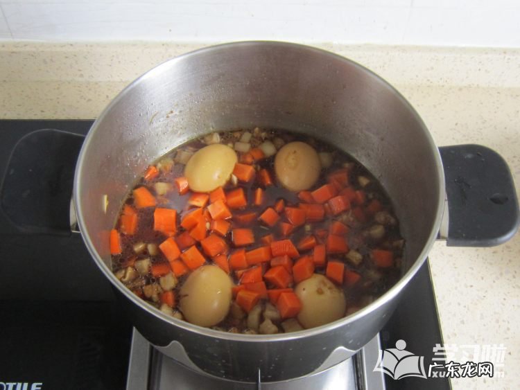 蘑菇卤肉饭的做法 香菇卤肉饭的简单做法图解