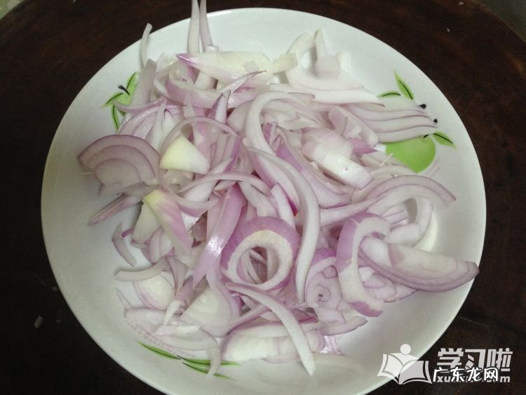 香菇肉卤的家常做法 自制香菇卤肉饭的做法教程