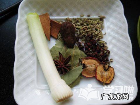 卤猪蹄做法大全家常做法 卤猪蹄的做法图文教程