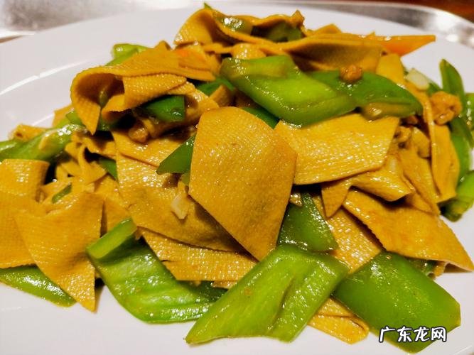 炒豆腐皮怎么做好吃?学会这几点,香辣爽口又下饭