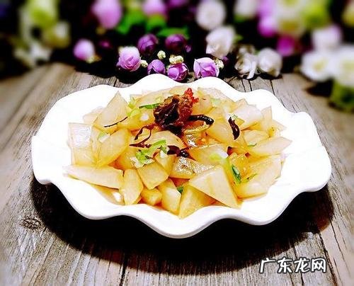 白萝卜怎么吃好吃?教你一个妙招,简单又美味,上桌瞬间秒光!