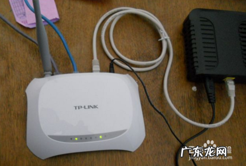 否则百兆带宽也变龟速!愿你不在其中 两个路由器放一起
