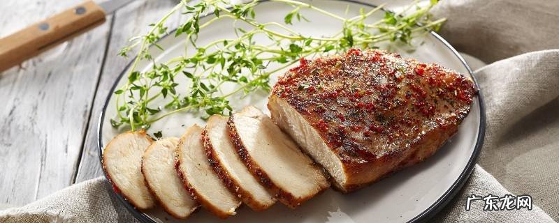 鸡胸肉先焯水还是先腌制,鸡胸肉是先焯水还是先腌制